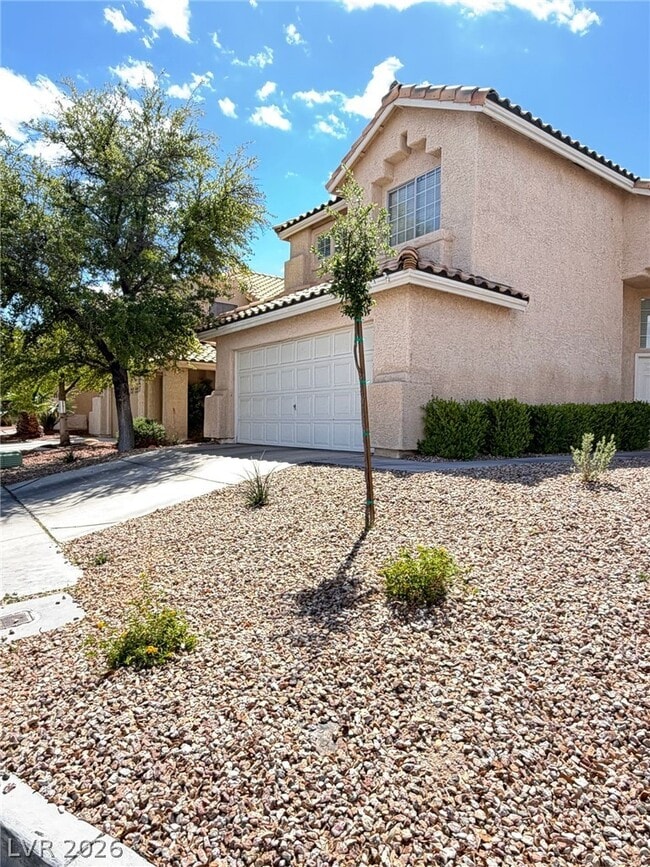 Building Photo - 2437 Twin Flower Cir