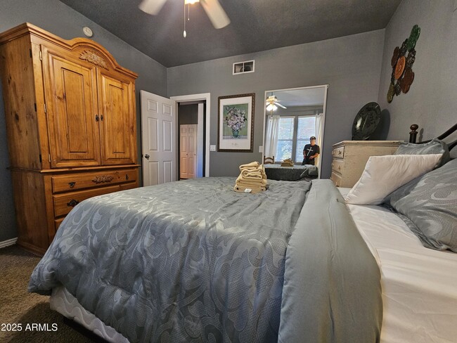 Building Photo - 20100 N 78th Pl