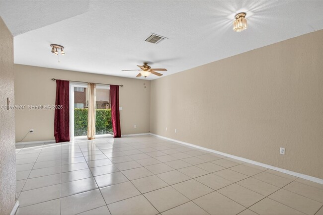 Building Photo - 6613 Winfield Blvd