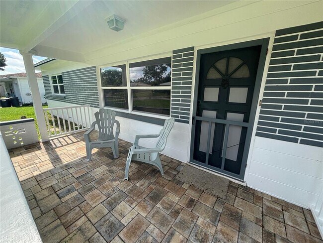 Building Photo - 9950 52nd Terrace N