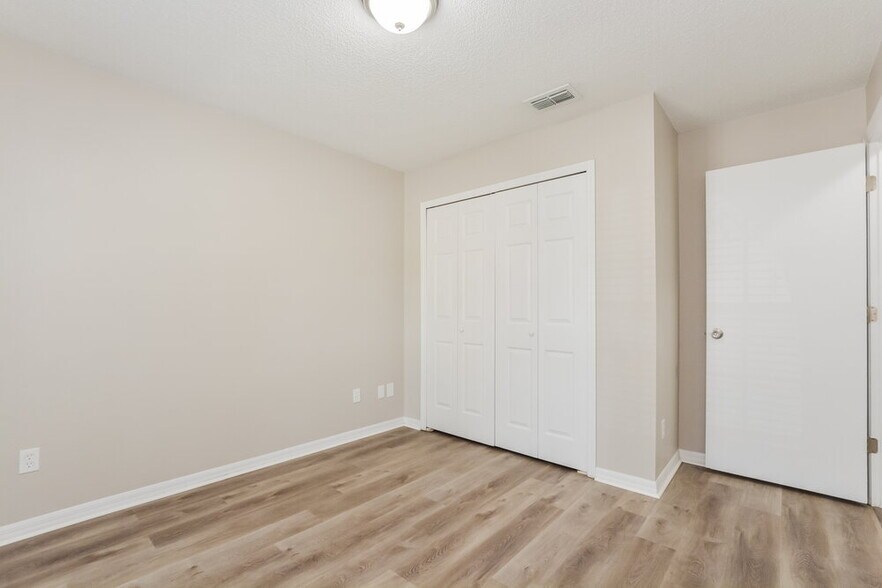 Building Photo - 8703 Foley Dr