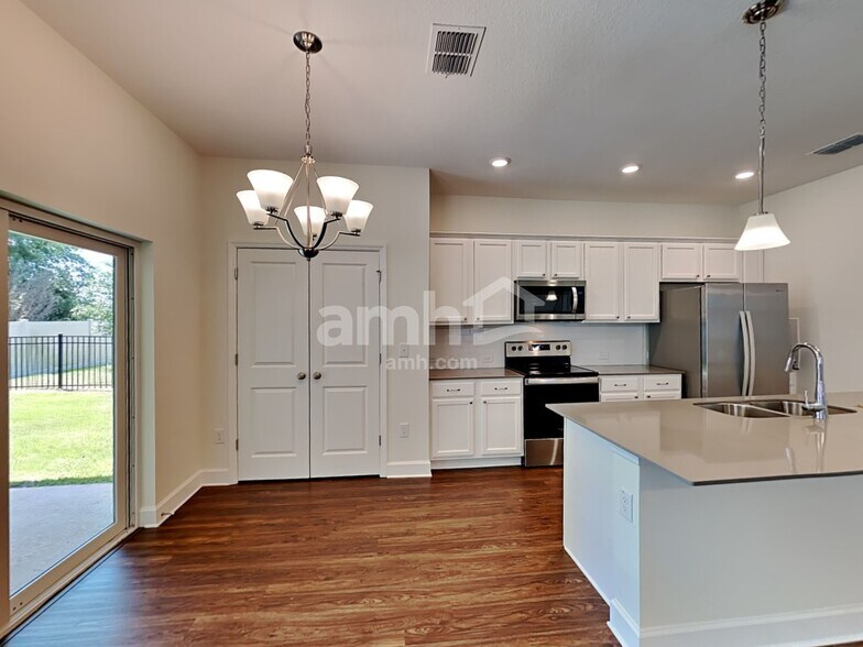 Building Photo - 3240 Bridge Haven Dr