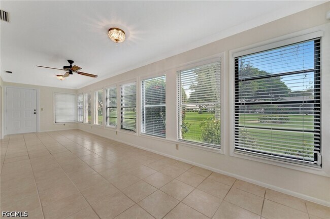 Building Photo - 1516 Sautern Dr SW