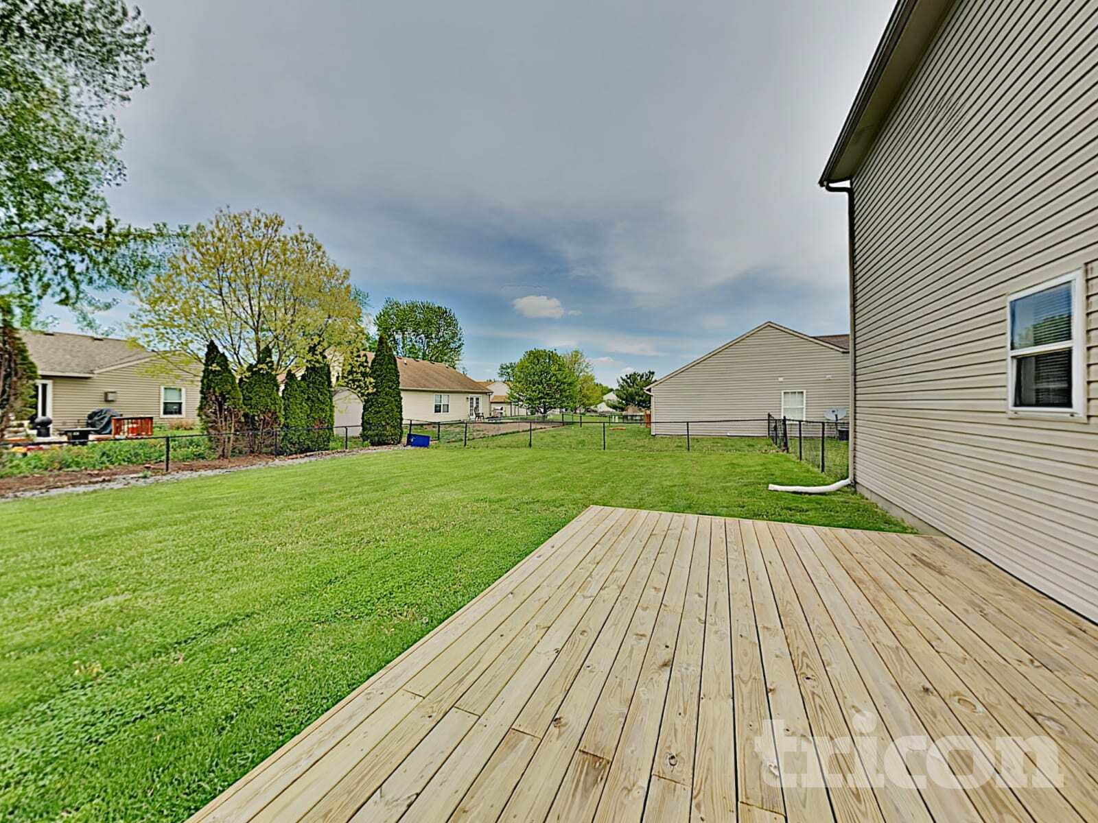 Building Photo - 4066 Knollwood Ave