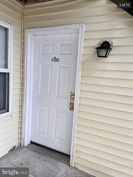 Building Photo - 700 N Franklin Blvd