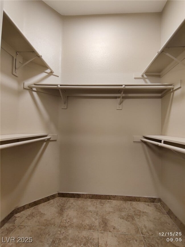 Building Photo - 1512 Faldo St