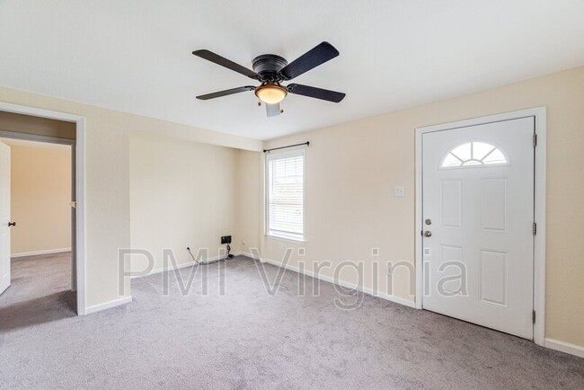 Building Photo - 68 Carver Cir