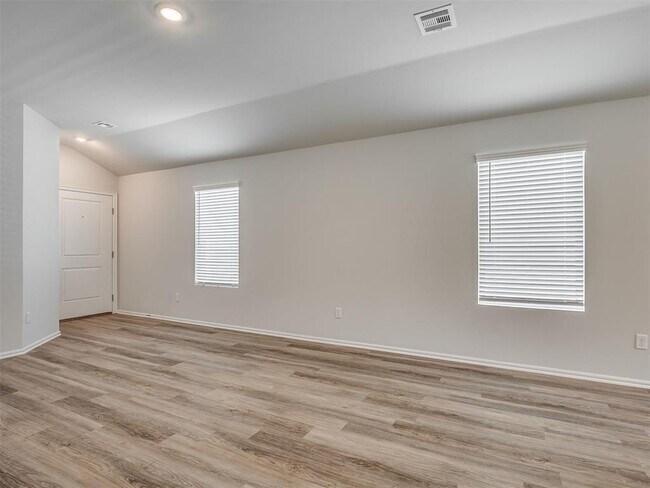 Building Photo - 12101 SW 34th St