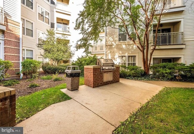 Building Photo - 9490 Virginia Center Blvd