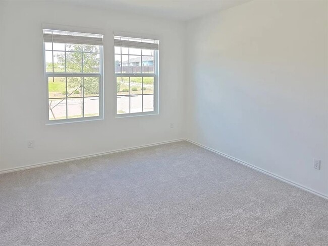 Building Photo - 1633 Four Waters Lp