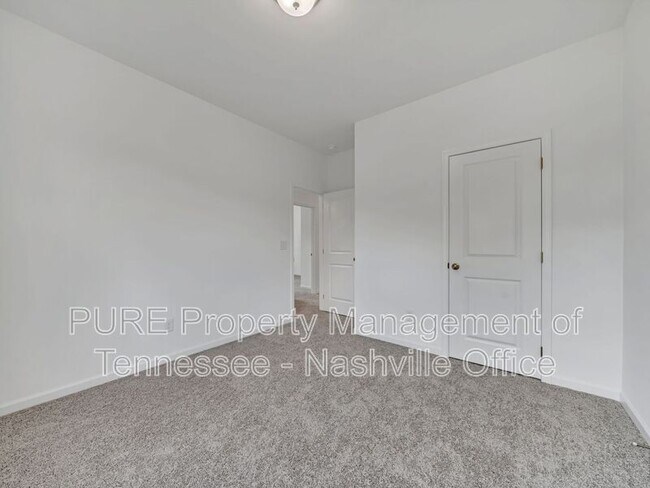 Building Photo - 917 Andasia Wy