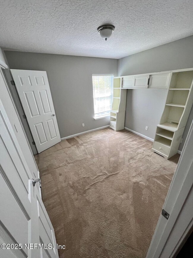 Building Photo - 3738 Windmaker Way