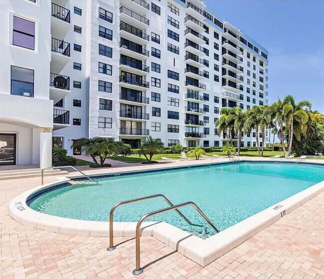 Building Photo - 3800 Washington Rd