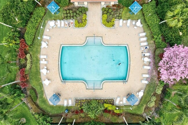 Building Photo - 3566 Parkridge Cir