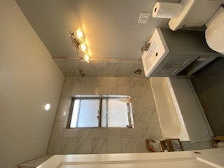 Building Photo - 7443 N Paulina St
