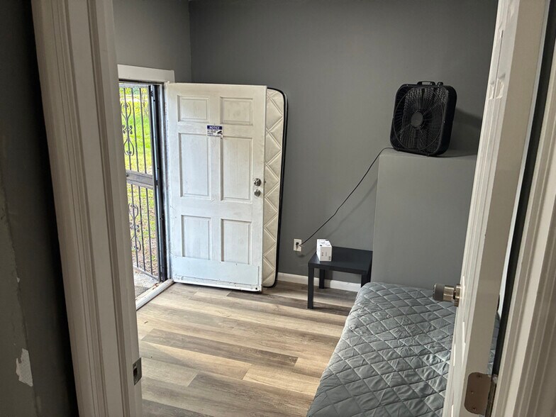 Building Photo - 3126 Martha St