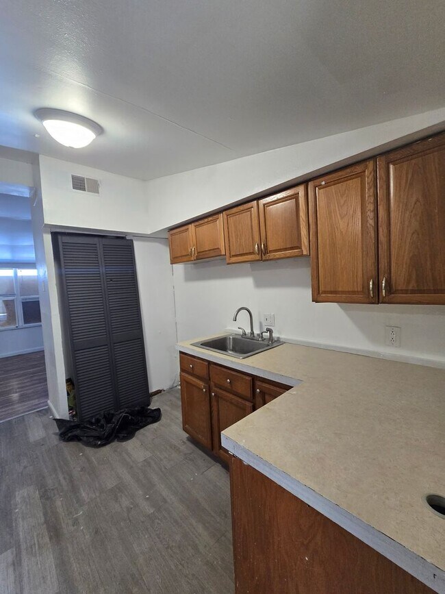 Building Photo - LIMITED TIME**1/2 OFF DEPOSIT**