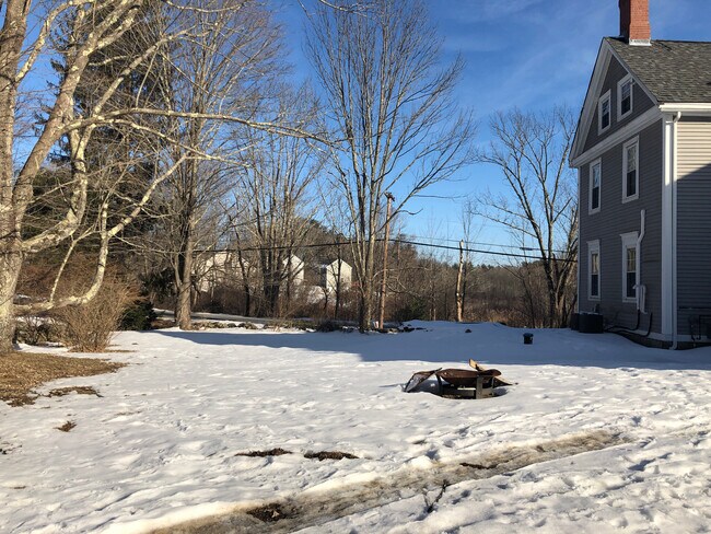 Building Photo - 50-52 Colby Rd