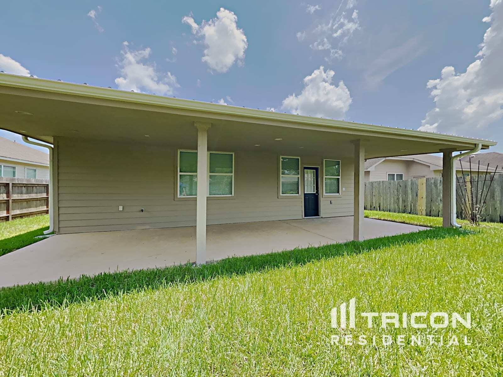 Building Photo - 21566 Alexa Forest Dr