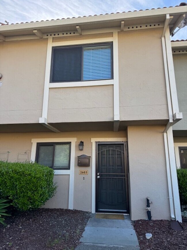 Building Photo - 2603 Vallejo St