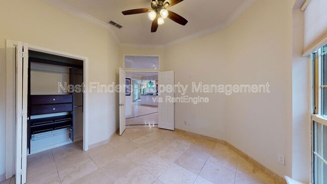 Building Photo - 7911 Vineyard Lake Rd N