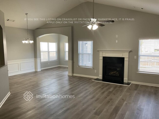 Building Photo - 5058 Manning Dr