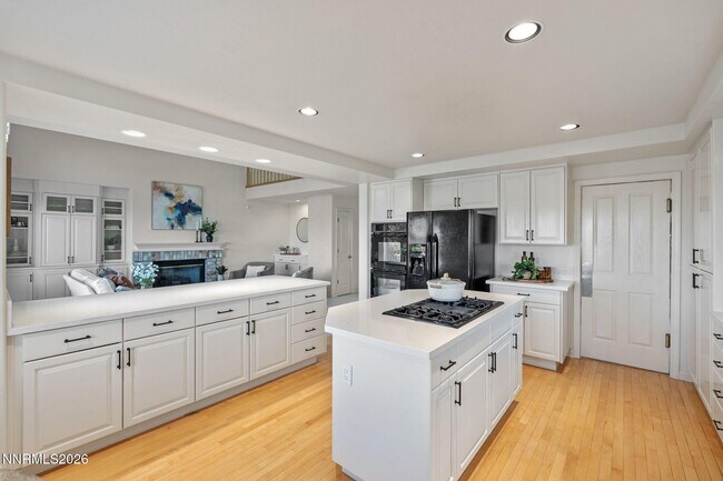 Building Photo - 6186 Squires Ln