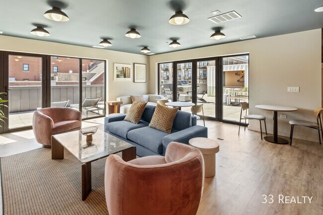 Building Photo - 37 S Ashland Ave