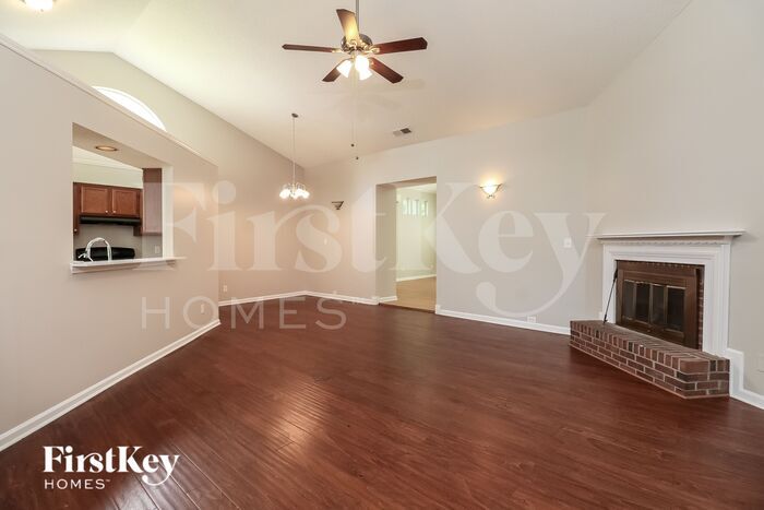 Building Photo - 13224 Greycrest Dr