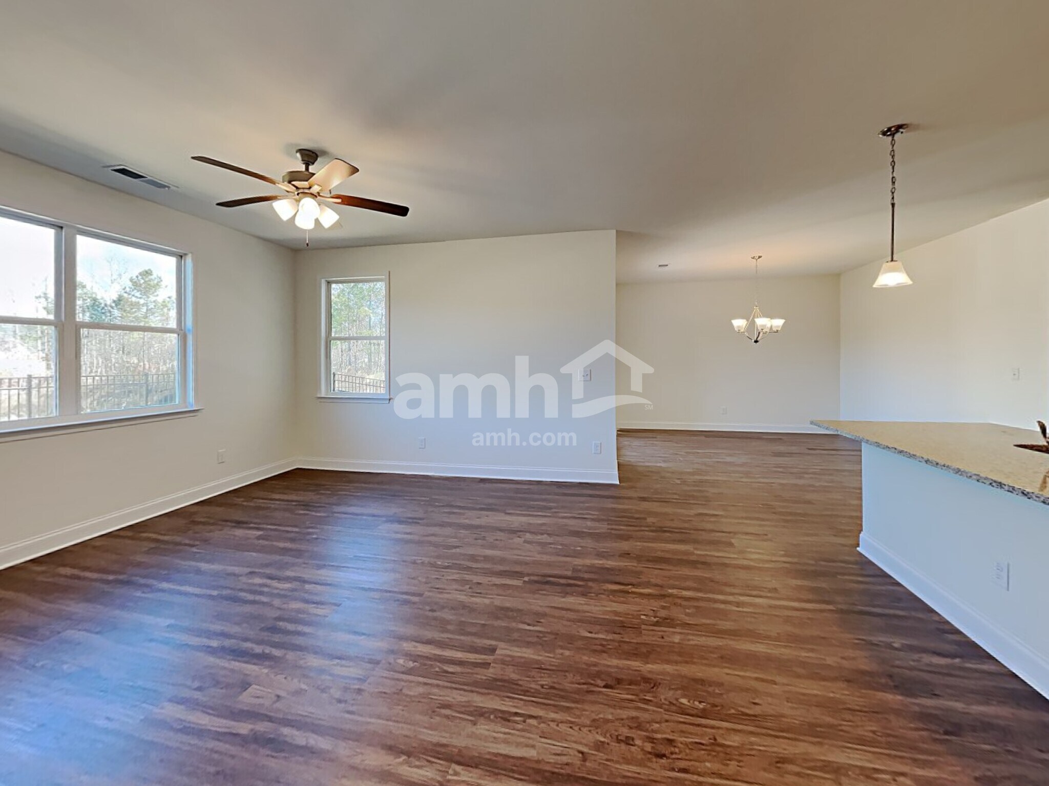 Building Photo - 7068 Creeksong Dr