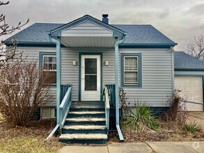 Building Photo - Cozy Home in Machesney Park