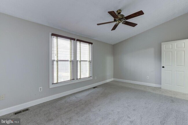 Building Photo - 7118 Eden Brook Dr