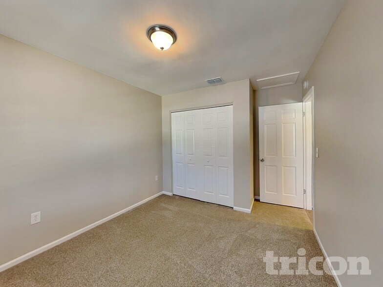 Building Photo - 1439 Leafwood Ct