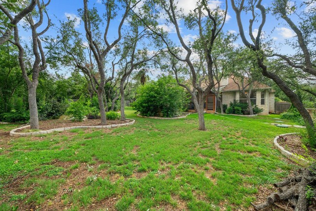 Building Photo - Stunning Single-Story Home in The Uplands