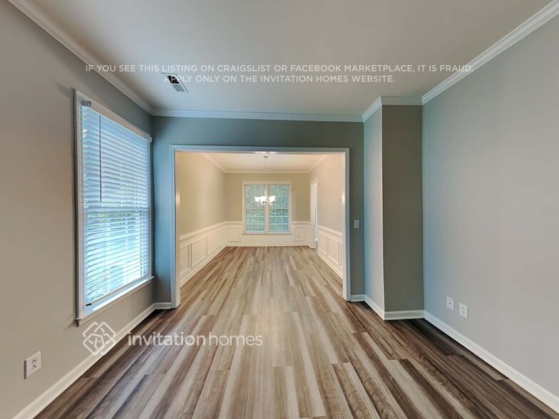 Building Photo - 10004 Gladwick Ct