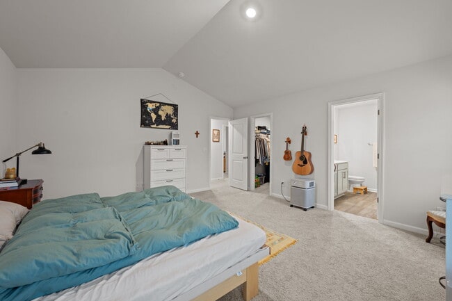 Building Photo - 107 Walton Dr
