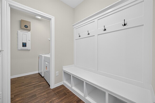 Building Photo - 23335 Yellow Larkspur Ln