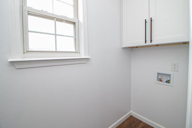 Building Photo - 107 Sidney Ct
