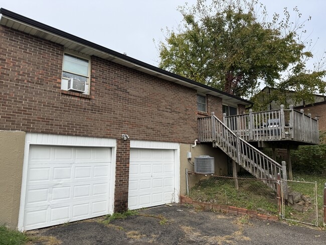 Building Photo - 4410 N Bend Rd