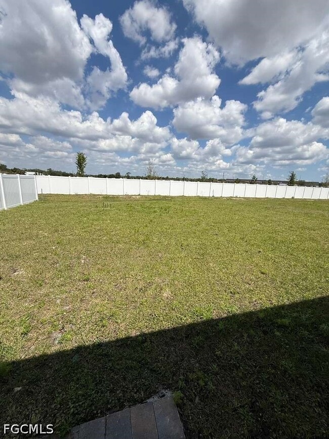 Building Photo - 1179 Caloosa Crk Dr