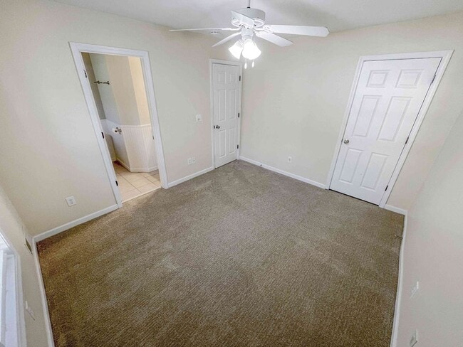 Building Photo - Smyrna 2BD/2.5BA Townhome