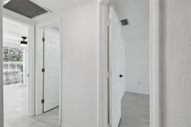 Building Photo - 3513 Landale Dr