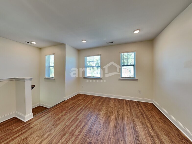 Building Photo - 2304 Campbell Cv Ct