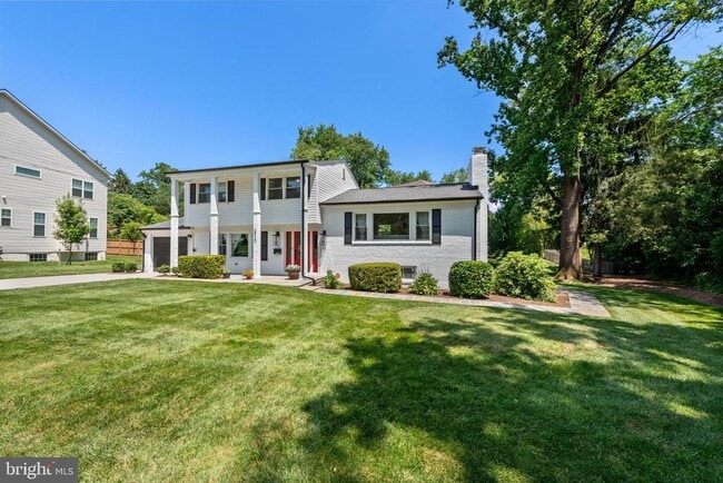Building Photo - 6920 Poppy Dr