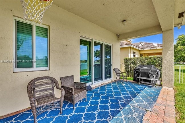 Building Photo - 6228 SW 194th Ave