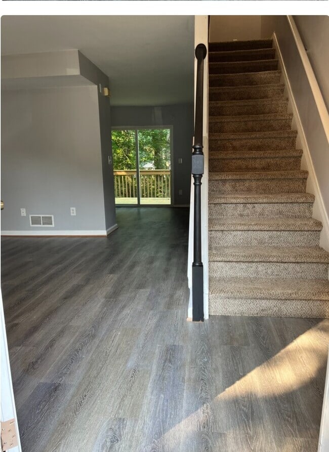 Front door entry - 1284 Scripps Ct SW