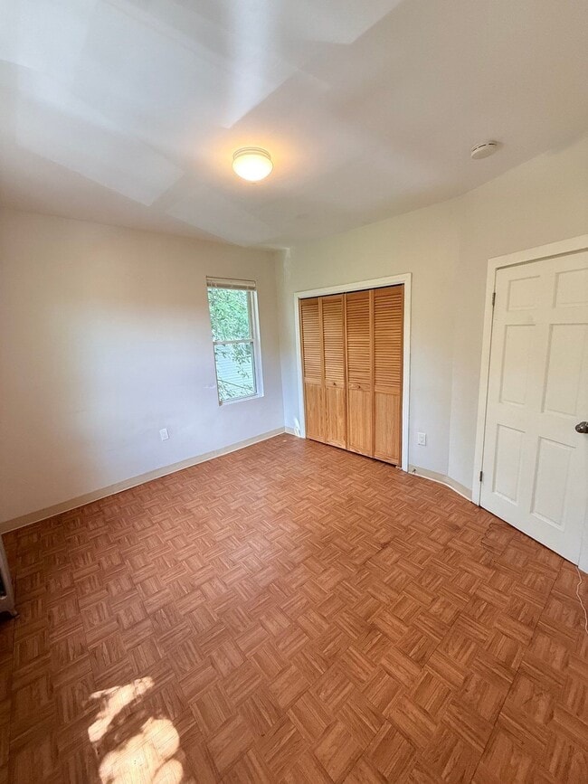 Building Photo - 154 Stanwood St