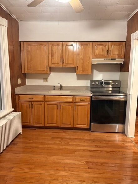 Building Photo - 345 Norton St