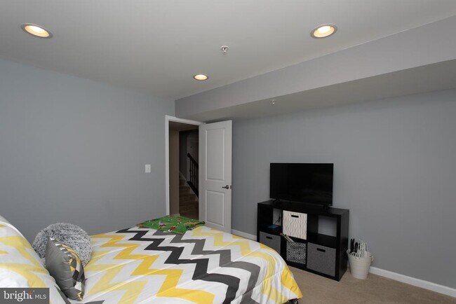 Building Photo - 2515 Baileys Pond Rd