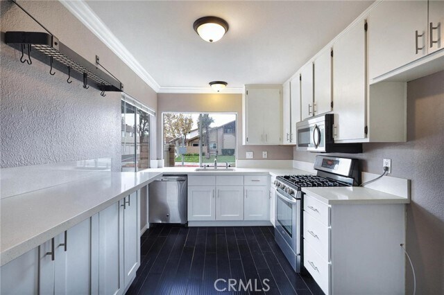 Building Photo - 1740 N Willow Woods Dr